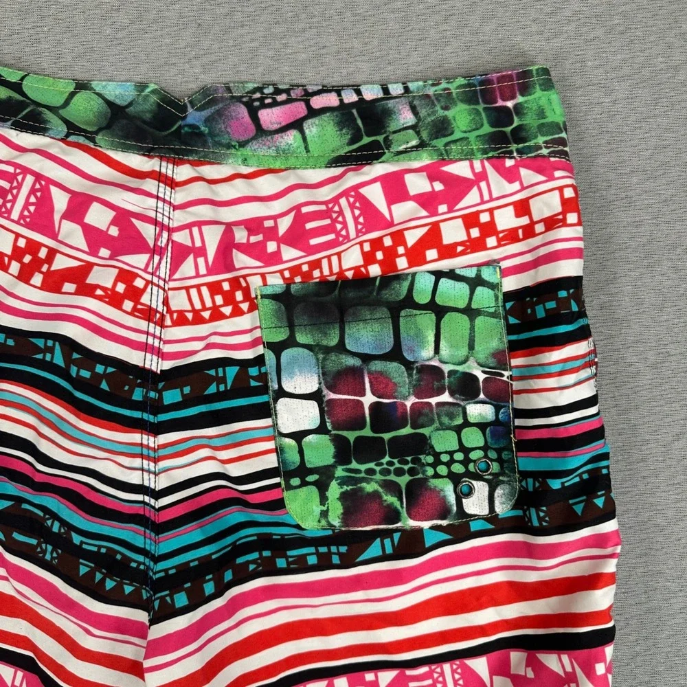 Robert Graham Paradise Board Shorts Mens 34 Tribal Geometric Striped Vibrant